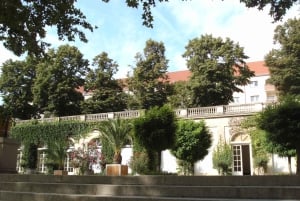 ベルリン：ノイケルン ウォーキング ツアー