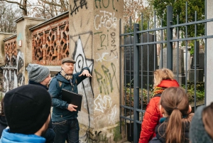 Berlin: Prenzlauer Berg District Guided Walking Tour