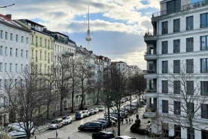 Berlin:Prenzlauerberg City Discovery and riddle solving Game