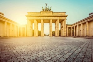 Berlin: Private City Tour - Berlin Highlights Guided Walk