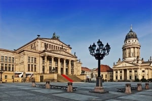 Berlin: Private City Tour - Berlin Highlights Guided Walk