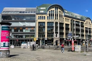 Berlin: Private City Tour - Berlin Highlights Guided Walk