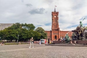 Berlin: Private City Tour - Berlin Highlights Guided Walk