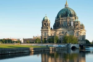 Berlin: Private City Tour - Berlin Highlights Guided Walk