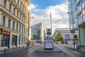Berlin: Private Exclusive History Tour with a Local Expert
