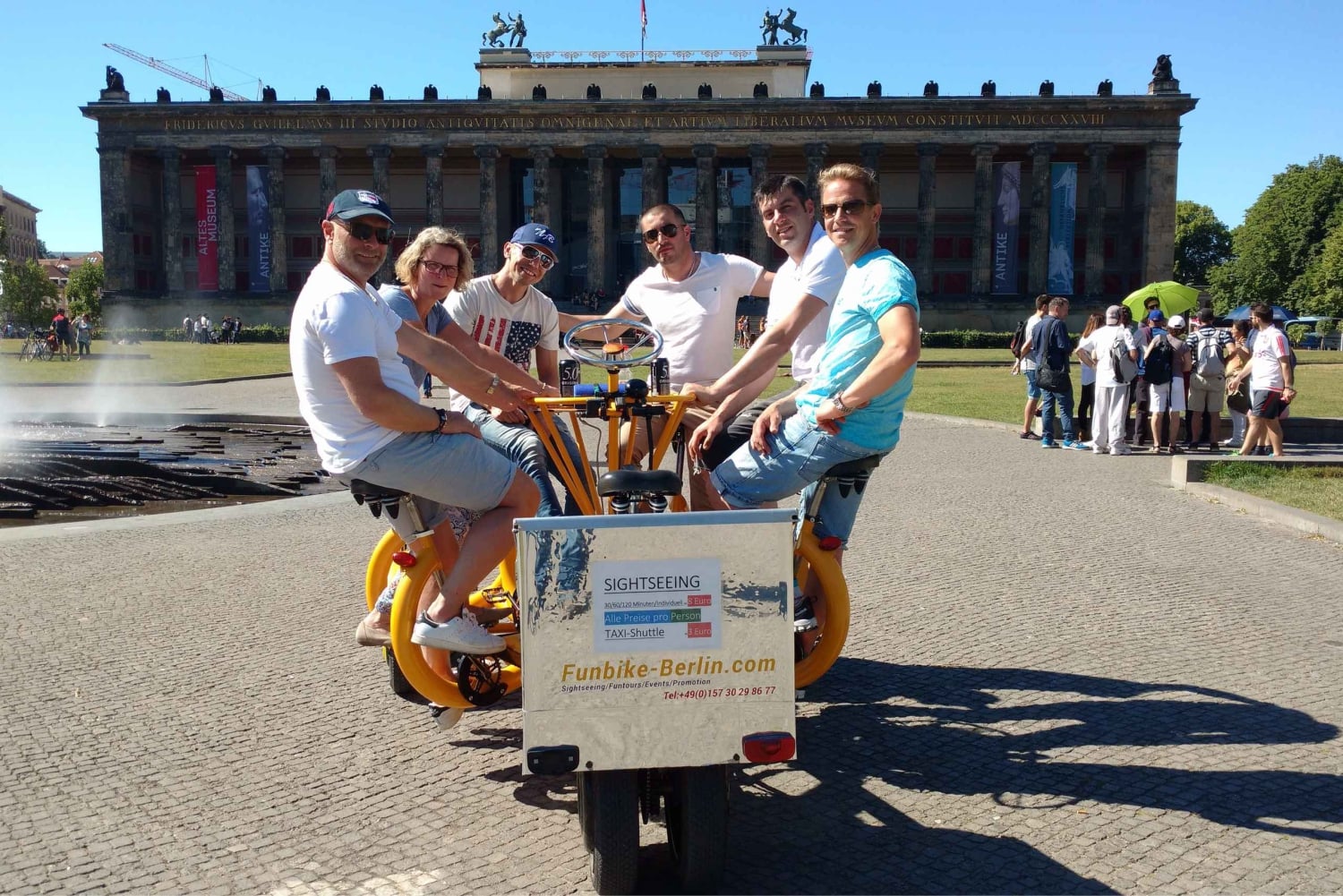 ベルリン：Funbikes でのプライベートガイド付き観光ツアー