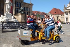 ベルリン：Funbikes でのプライベートガイド付き観光ツアー