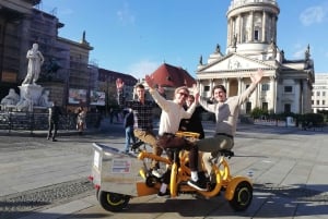 ベルリン：Funbikes でのプライベートガイド付き観光ツアー