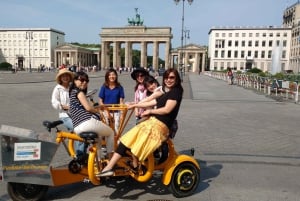 ベルリン：Funbikes でのプライベートガイド付き観光ツアー