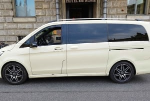 Berlin : Transfert privé en minibus avec chauffeur et guide