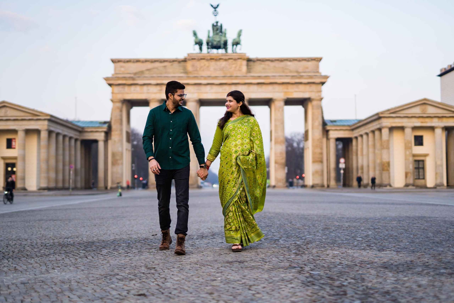 Berlin: Private Photo Session with Professional Photographer