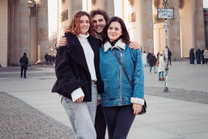 Berlin: Private Photo Walk with Professional Photographer