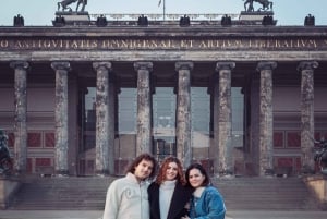 Berlin: Private Photo Walk with Professional Photographer