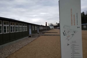 Berlin: Private Sachsenhausen Concentration Camp Van Trip