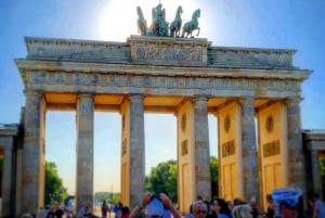 Berlin: Private Third Reich Sites Tour by Car or Foot