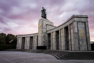 Berlin: Private Third Reich Sites Tour by Car or Foot