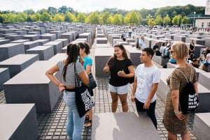 Berlin: Private Tour with Locals – Highlights & Hidden Gems