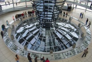 Berlin: Private Walking Tour with a Local Guide