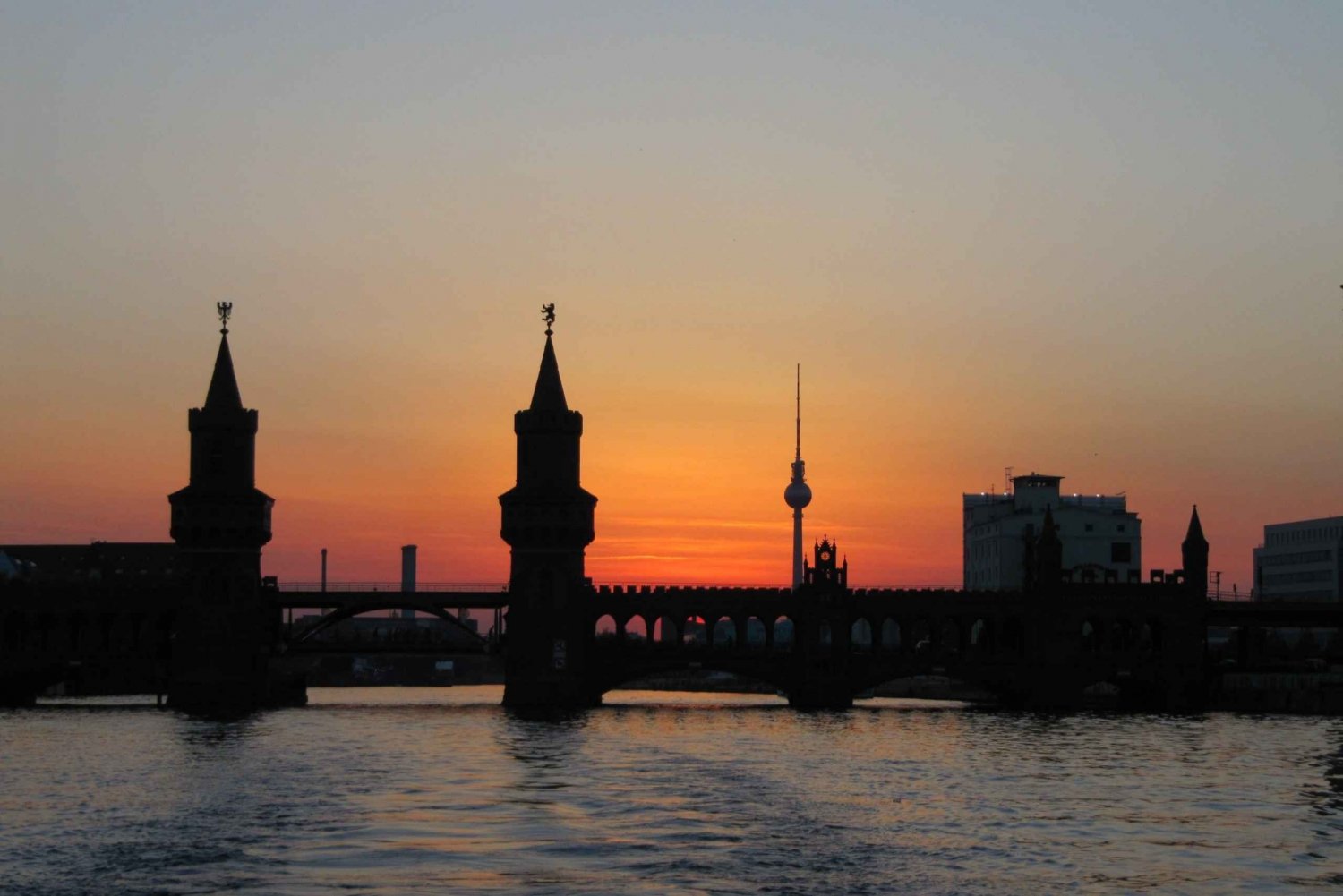 Berlin: Private Walking Tour with a Local
