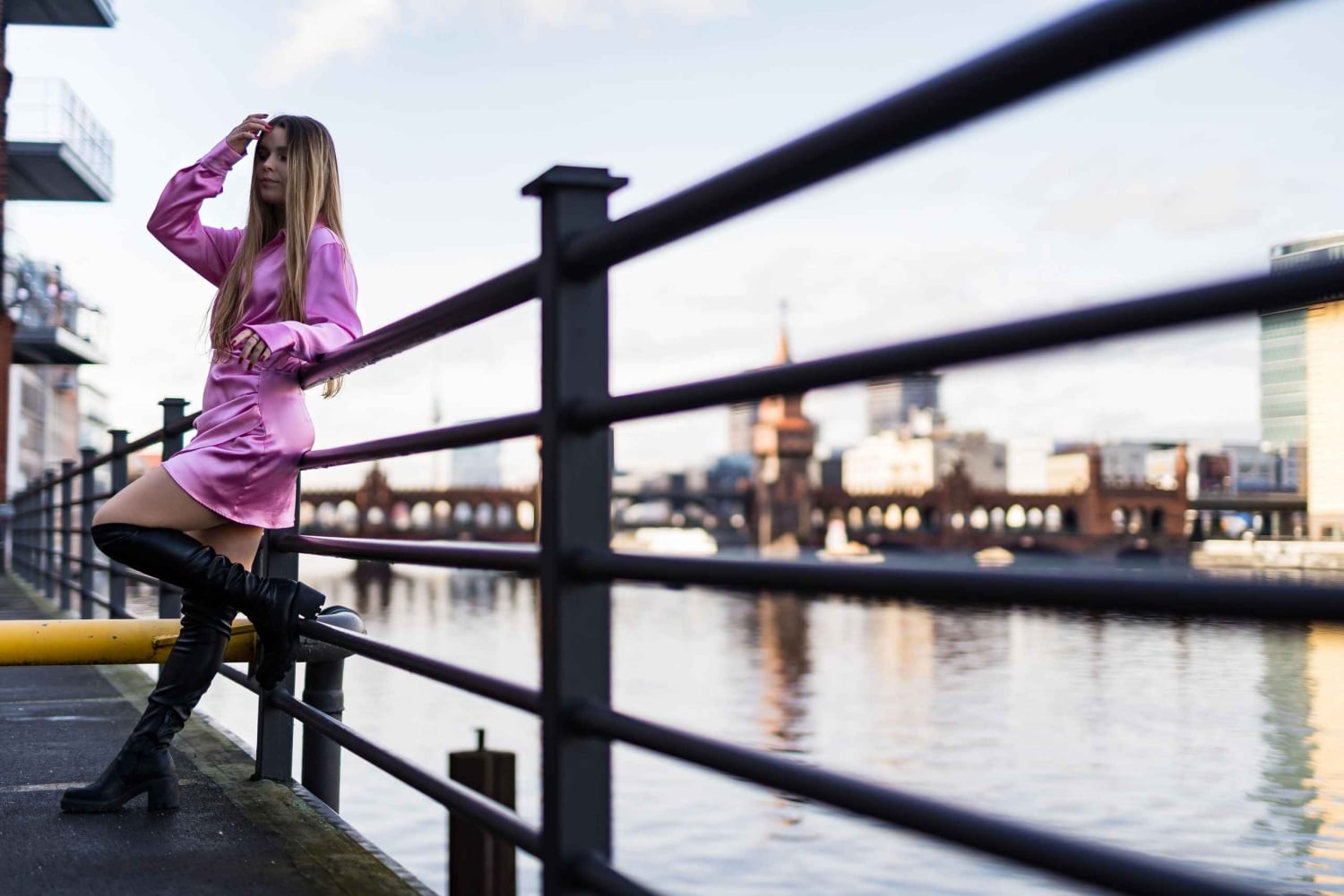 Berlin: Private Women-Only Photoshoot by Female Photographer