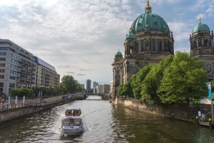 Berlin: QueerCityPass with Transportation and Discounts