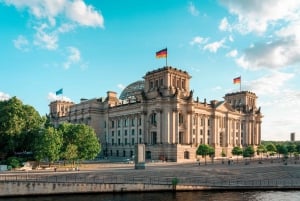 Berlin Reichstag and Glass Dome Private Tour