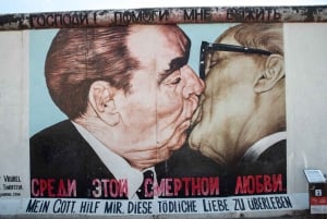 ベルリンが再統一され復活！3時間のオルタナティブツアー