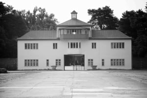 Berlin: Sachsenhausen Memorial Day Tour