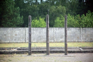 Berlin: Tur med en lille gruppe på mindedagen for Sachsenhausen