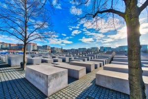 Berlin: Scavenger Hunt Self-Guided Tour