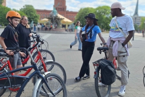 Berlin: Secrets of Berlin Bike Tour