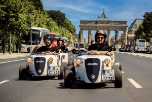 Berlin: Self-Drive City Sightseeing Tour in a Mini Hot Rod