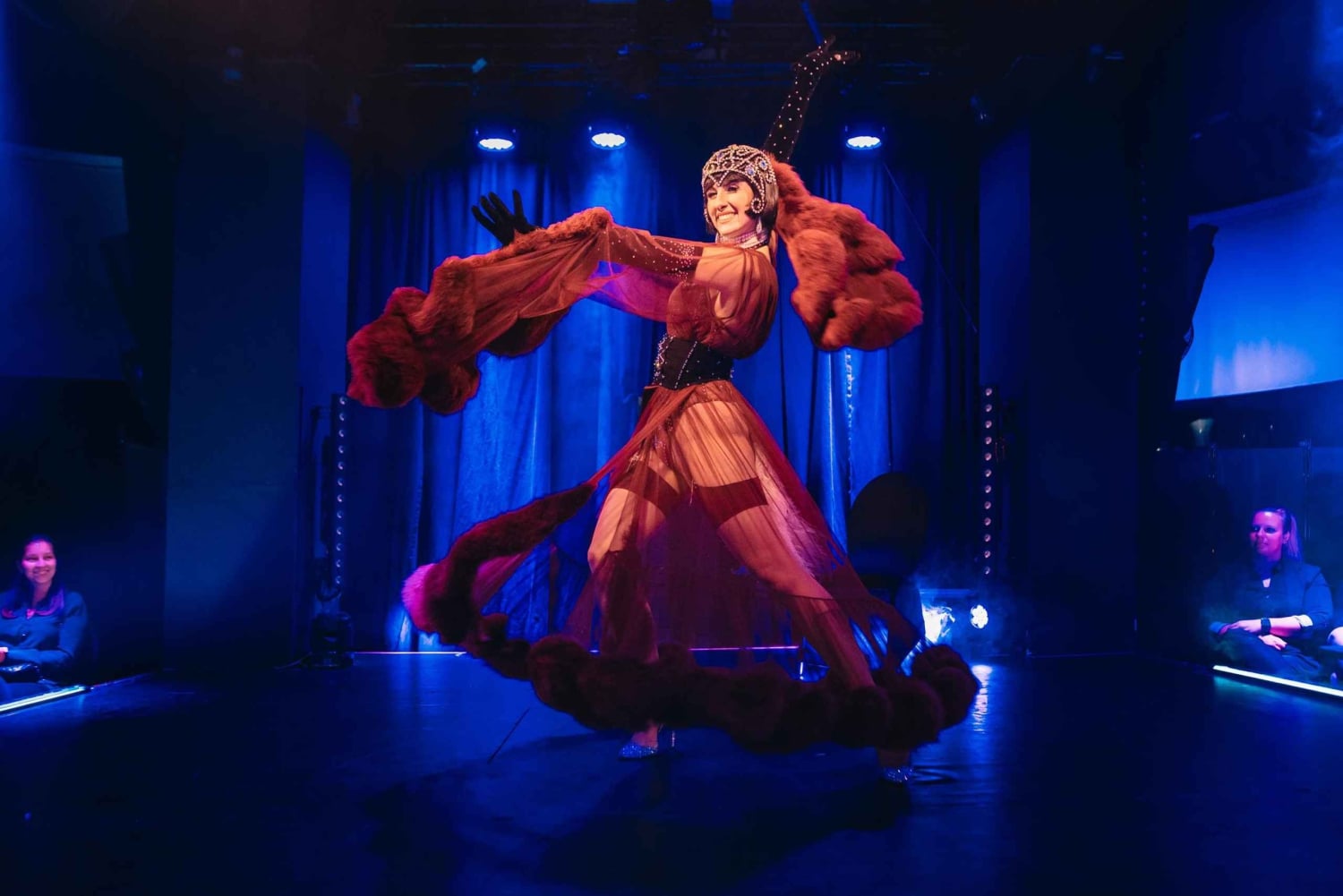 Berlin: Showgirls of Burlesque Show