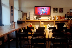 Berlin: Sip Up Comedy - Stand Up Comedy with Wine Tasting