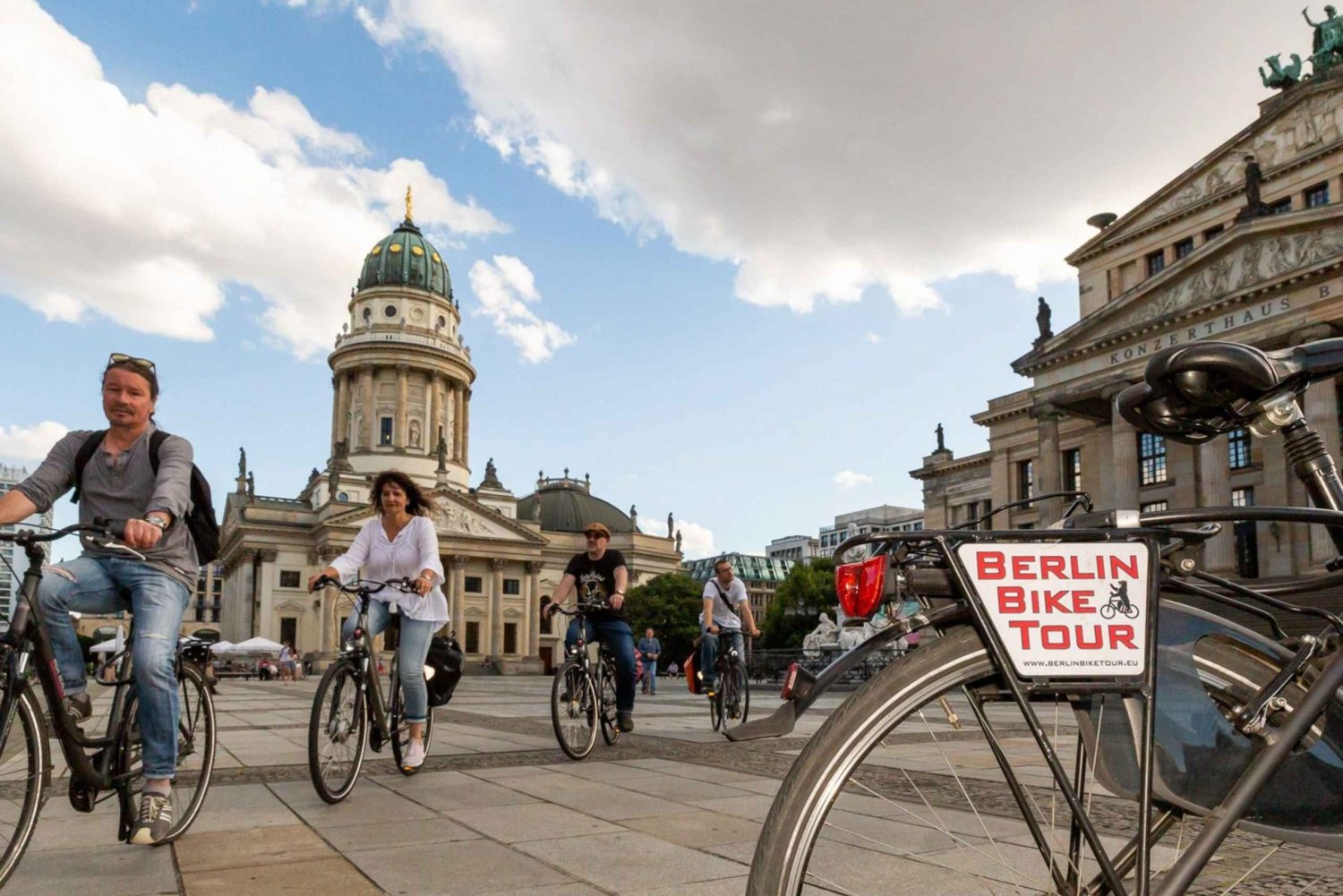 Berliini: Berlin: Pienryhmäpyöräretki keskustan läpi