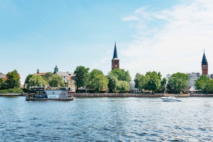 Berlin: Spree Boat Tour to Müggelsee