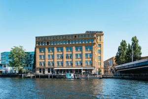 Berlin: Spree Boat Tour to Müggelsee