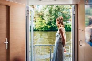 Berlin: Spree Boat Tour to Müggelsee