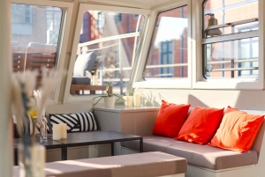 Berlin: Spree River Romantic Moon Boat Ride