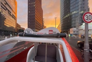 Berlin: Private Sightseeing Tour in an E-Rickshaw