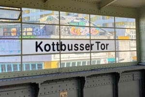 Berlin: Street Food Tour with 10 Tastings