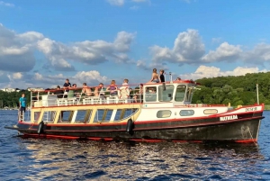 Berlino:gita in barca al tramonto con degustazione di vini argentini e cibo