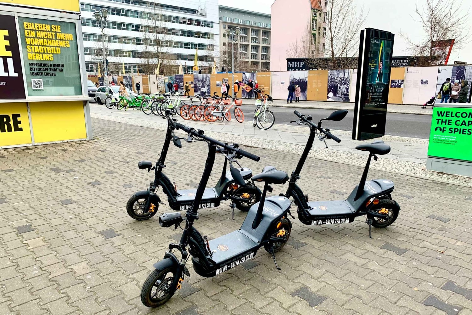 Berlin: Thrilling E-Scooter Adventure Tour