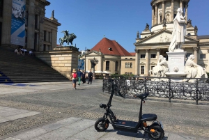 Berlin: Thrilling E-Scooter Adventure Tour