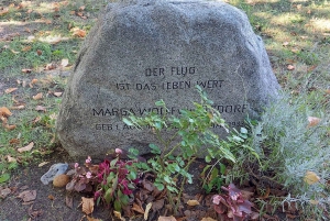 Berlin: Tour through the Invalids' Cemetery