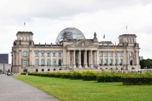 Berlin: Tour with Private Guide