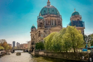Berlin: Tour with Private Guide