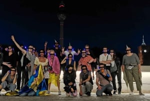 Berlin: Walk and Dance Silent Disco Tour with 80s / 90s