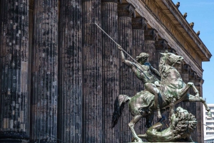 Berlin: Walking Tour of the Top 10 Sightseeing Attractions