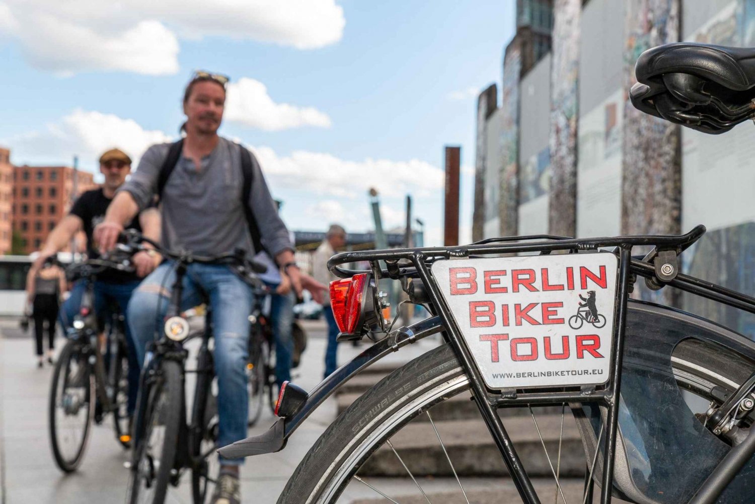 Berlin Wall History Small Group Cycling Tour